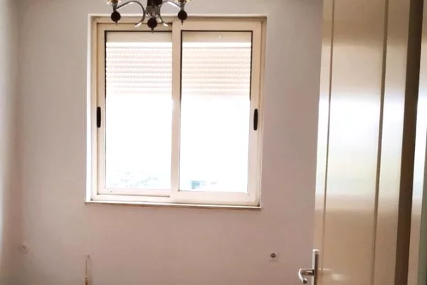 Shtepi me qera 1+1 ne Tirane - 460 Euro