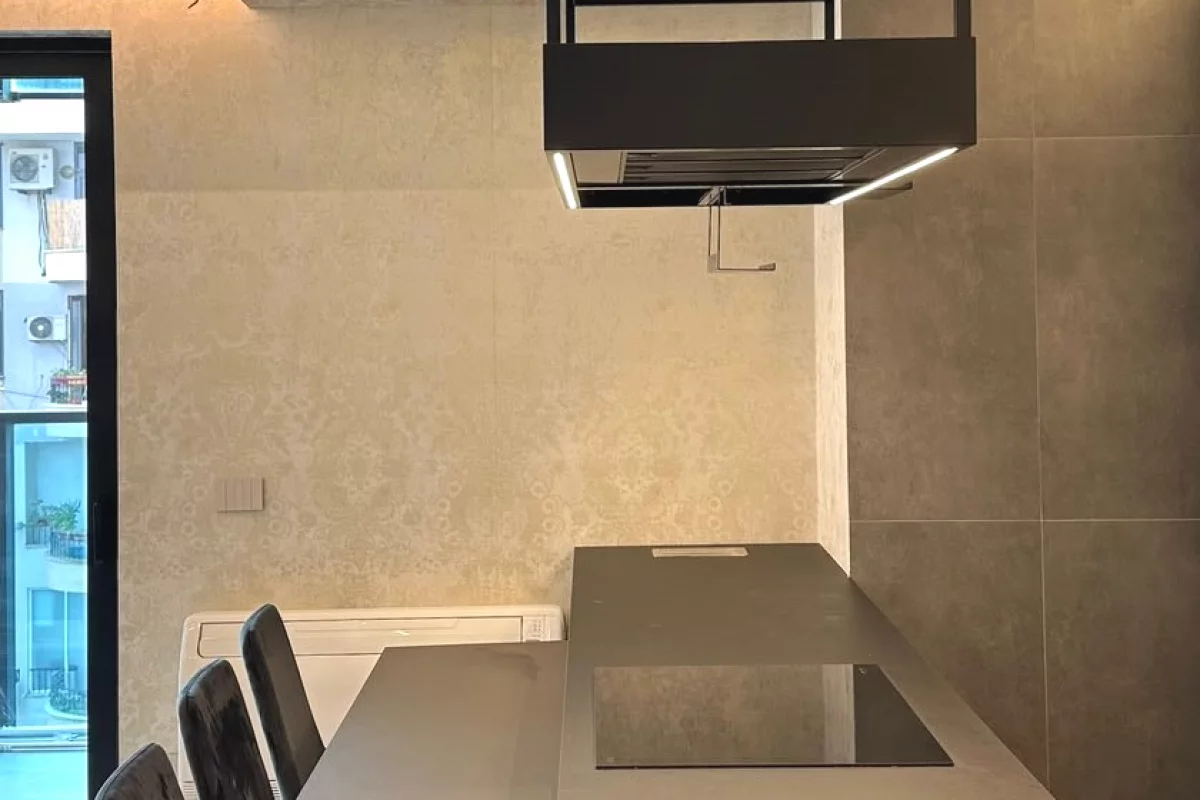 Shtepi me qera Apartament ne Tirane, 2+1, Mobilimi E mobiluar, Pagesa 3,000  Euro.