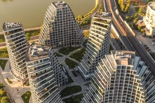 Shtepi ne shitje Apartament ne Tirane, 3+1, Mobilimi E mobiluar, Pagesa 100  Euro.