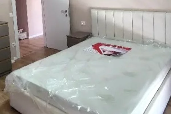 Shtepi me qera Apartament ne Tirane, 2+1, Mobilimi E mobiluar, Pagesa 550  Euro.