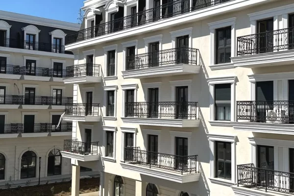 Shtepi ne shitje Apartament ne Tirane, 1+1, Mobilimi Bosh, pa mobiluar, Pagesa 138,000  Euro.