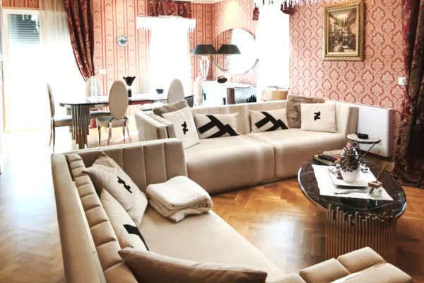 Shtepi me qera 2+1 ne Tirane - 1,800 Euro