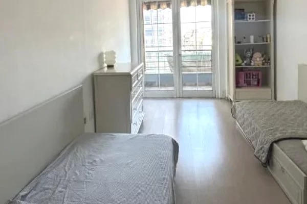 Shtepi me qera Apartament ne Tirane, 2+1, Mobilimi E mobiluar, Pagesa 80,000  Leke.