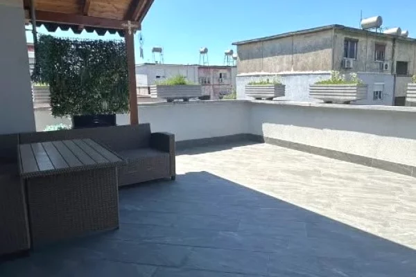 Shtepi me qera Apartament ne Tirane, 2+1, Mobilimi E mobiluar, Pagesa 750  Euro.