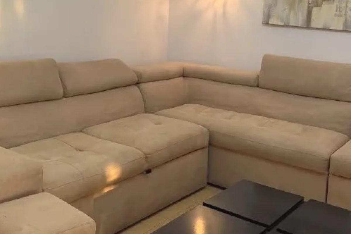 Shtepi me qera Apartament ne Tirane, 2+1, Mobilimi E mobiluar, Pagesa 90,000  Leke.