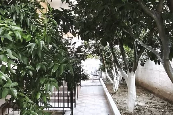 Shtepi ne shitje Shtepi Private ne Elbasan, 5+1, Mobilimi E mobiluar, Pagesa 16,000,000  Leke.