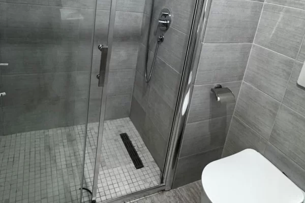 Shtepi me qera Apartament ne Tirane, 2+1, Mobilimi E mobiluar, Pagesa 75,000  Leke.