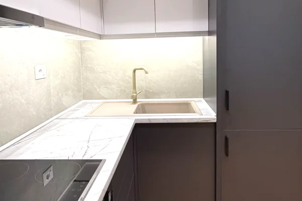 🏡 SHITET APARTAMENT 2+1 – MYSLYM SHYRI