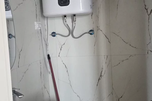 🏢✨ JEPET ME QIRA AMBIENT ZYRE – LAKE VIEW RESIDENCE