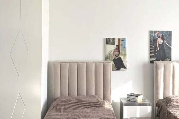 Shtepi ne shitje Apartament ne Tirane, 1+1, Mobilimi E mobiluar, Pagesa 13,500,000  Leke.