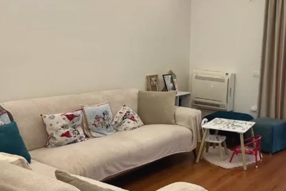 Shtepi me qera Apartament ne Tirane, 2+1, Mobilimi E mobiluar, Pagesa 75,000  Leke.