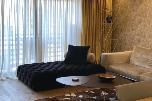 Shtepi me qera Apartament ne Tirane, 2+1, Mobilimi E mobiluar, Pagesa 2,500  Euro.