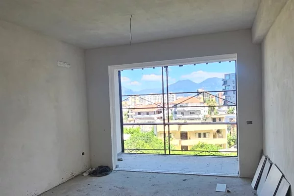 Apartment for sale in Tirana 1+1, Emty