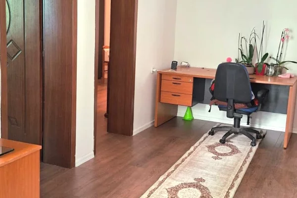 🏡 APARTAMENT 2+1 ME QIRA | PRANË PARKUT OLIMPIK