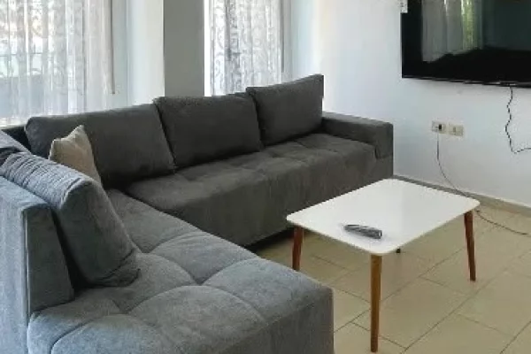 Shtepi me qera Apartament ne Tirane, 1+1, Mobilimi E mobiluar, Pagesa 75,000  Leke.