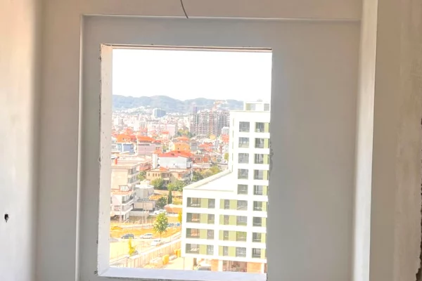 Shtepi ne shitje Apartament ne Tirane, 1+1, Mobilimi E mobiluar, Pagesa 106,500  Euro.