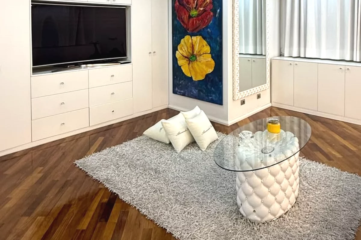 Shtepi ne shitje Apartament ne Tirane, 1+1, Mobilimi E mobiluar, Pagesa 200,000  Euro.
