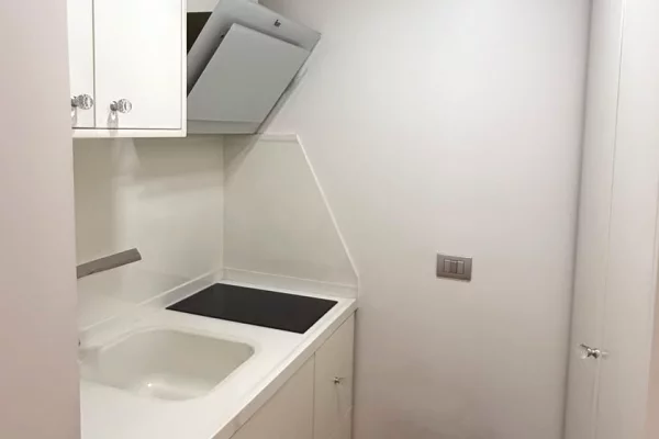 Shtepi ne shitje Apartament ne Tirane, 1+1, Mobilimi E mobiluar, Pagesa 200,000  Euro.