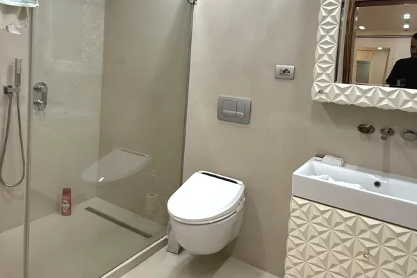 Shtepi ne shitje Apartament ne Tirane, 1+1, Mobilimi E mobiluar, Pagesa 200,000  Euro.