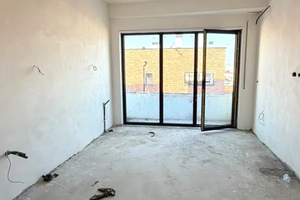 Shtepi ne shitje 2+1 ne Tirane - 365,000 Euro