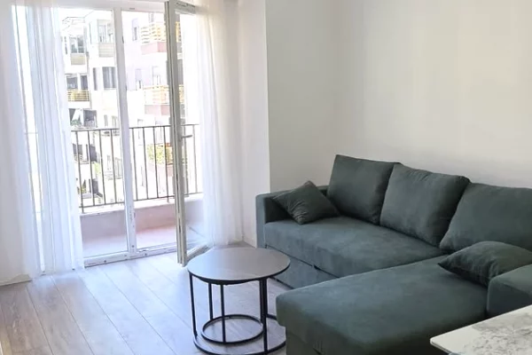 Shtepi me qera 2+1 ne Tirane - 70,000 Leke