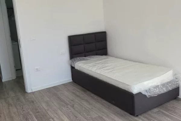 Shtepi me qera Apartament ne Tirane, 2+1, Mobilimi E mobiluar, Pagesa 70,000  Leke.