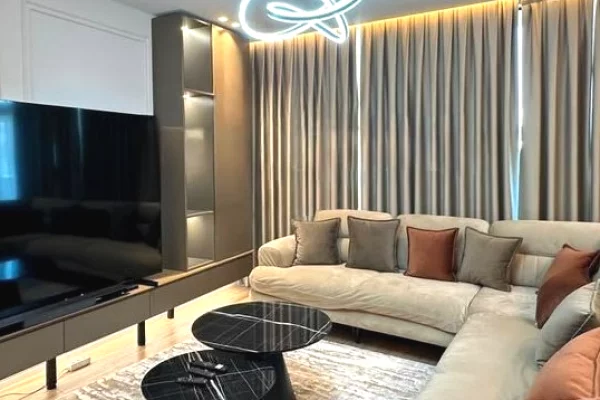Shtepi me qera Apartament ne Tirane, 2+1, Mobilimi E mobiluar, Pagesa 2,500  Euro.