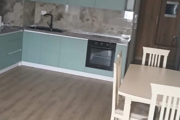 Shtepi me qera Apartament ne Tirane, 2+1, Mobilimi E mobiluar, Pagesa 60,000  Leke.