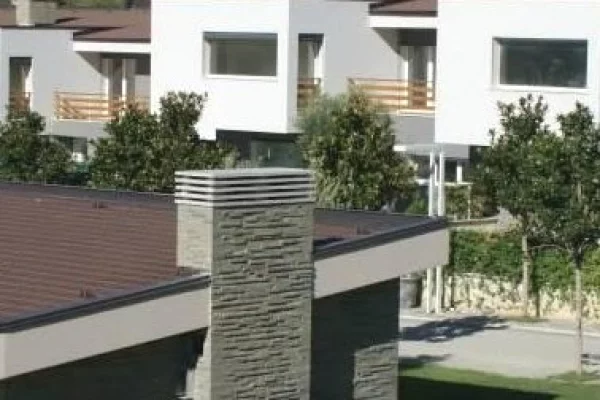Shtepi me qera Vila Luksoze ne Tirane, 4+1, Mobilimi Bosh, pa mobiluar, Pagesa 4,000  Euro.
