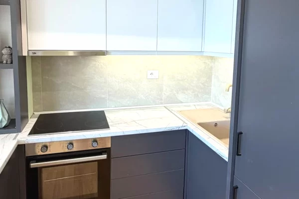 Shtepi ne shitje Apartament ne Tirane, 2+1, Mobilimi E mobiluar, Pagesa 225,000  Euro.