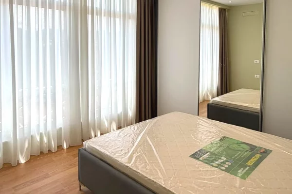 Shtepi ne shitje Apartament ne Tirane, 2+1, Mobilimi E mobiluar, Pagesa 225,000  Euro.
