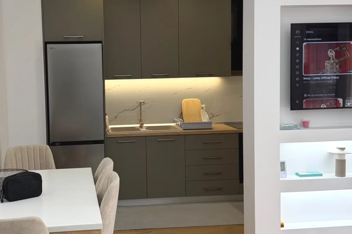 Shtepi me qera Apartament ne Tirane, 1+1, Mobilimi E mobiluar, Pagesa 700  Euro.