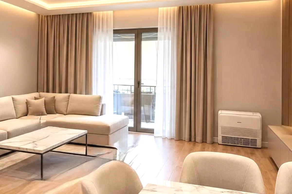Shtepi ne shitje Apartament ne Tirane, 2+1, Mobilimi E mobiluar, Pagesa 50,000,000  Leke.