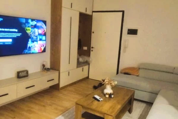 Shtepi ne shitje Apartament ne Tirane, 1+1, Mobilimi E mobiluar, Pagesa 11,500,000  Leke.
