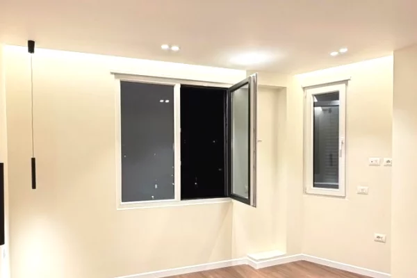 Shtepi ne shitje Apartament ne Tirane, 2+1, Mobilimi Bosh, pa mobiluar, Pagesa 18,300,000  Leke.