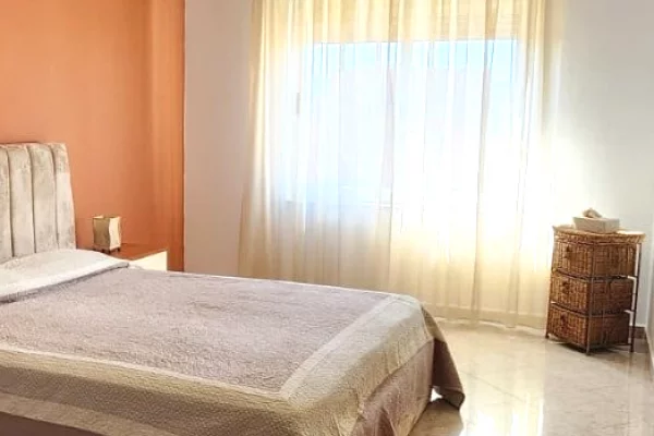 Shtepi me qera Apartament ne Tirane, 1+1, Mobilimi E mobiluar, Pagesa 67,000  Leke.