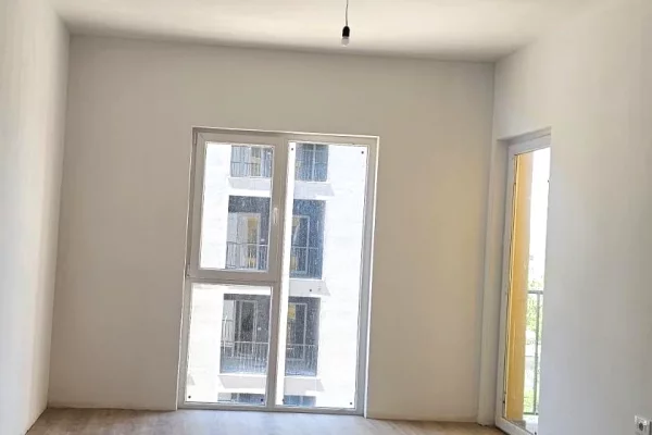 Apartment for sale in Tirana 1+1, Emty