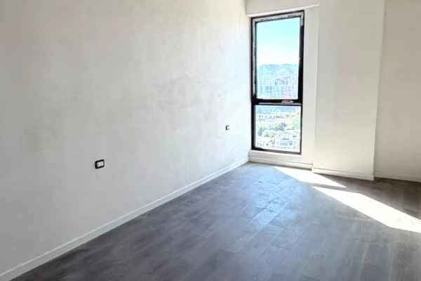 Shtepi ne shitje Apartament ne Tirane, 2+1, Mobilimi Bosh, pa mobiluar, Pagesa 220,000  Euro.