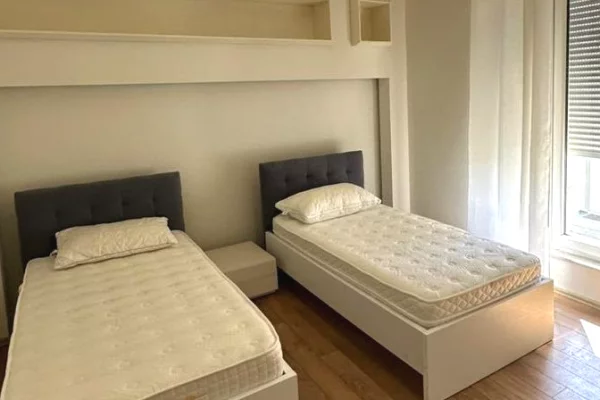 Luxury villas for sale in Tirana 4+1, Furnished