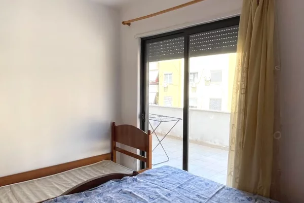 Appartamento in vendita a Tirana 1+1, Arredato