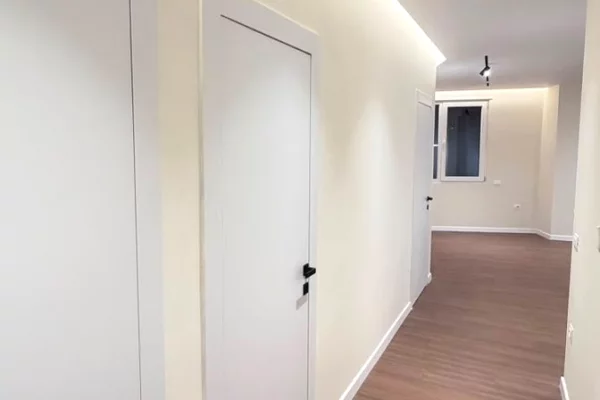Shtepi ne shitje Apartament ne Tirane, 2+1, Mobilimi Bosh, pa mobiluar, Pagesa 18,300,000  Leke.