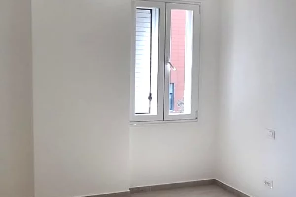 🏢 JEPET ME QIRA ZYRE – RRUGA E KOSOVAREVE, TIRANE