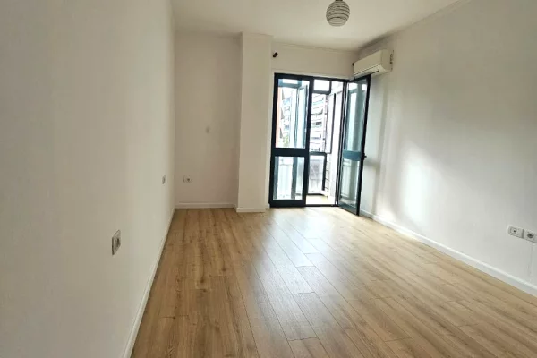 Apartment for sale in Tirana 1+1, Emty