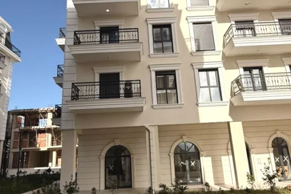 Appartamento in vendita a Tirana Garsoniere, Vuoto