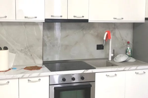 Shtepi ne shitje Apartament ne Tirane, 1+1, Mobilimi E mobiluar, Pagesa 10,000,000  Leke.