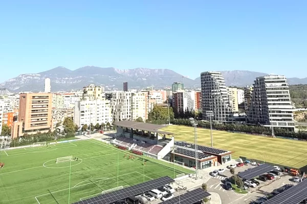 Shtepi me qera Apartament ne Tirane, 3+1, Mobilimi E mobiluar, Pagesa 3,000  Euro.
