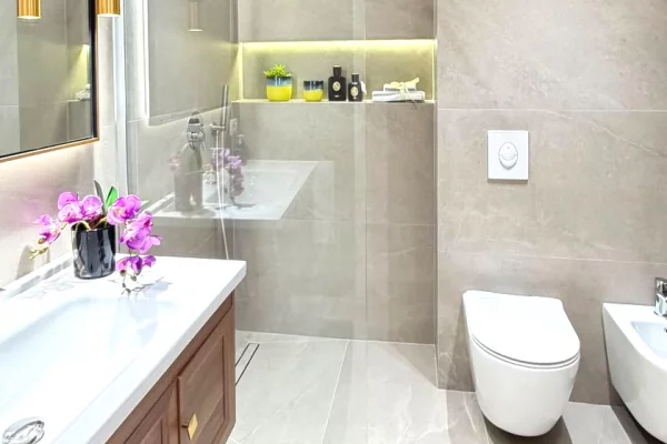 Shtepi ne shitje Apartament ne Tirane, 2+1, Mobilimi E mobiluar, Pagesa 23,500,000  Leke.