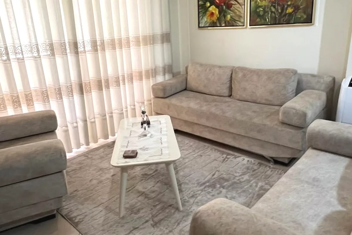Shtepi me qera Apartament ne Tirane, 2+1, Mobilimi E mobiluar, Pagesa 70,000  Leke.