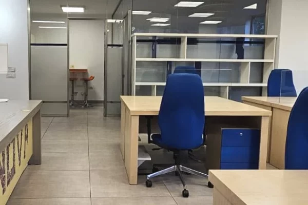 🏢 JEPET ME QIRA AMBIENT ZYRASH – KOMUNA E PARISIT