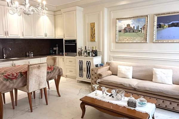 🏡 SHITET APARTAMENT 3+1+2 – PRANË RRUGËS SË KOSOVARËVE